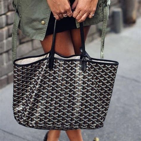 goyard saint louis pm prix|reversible goyard tote bag.